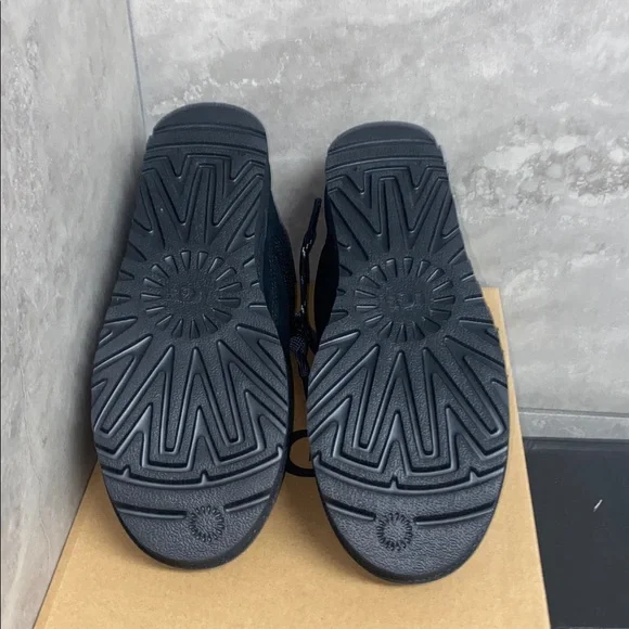 UGG LO LOWMEL - Picture 4 of 6